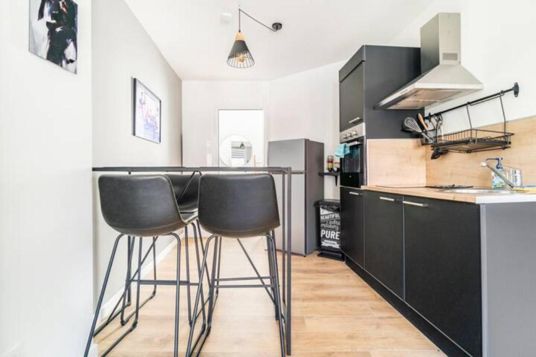 Apartamento Voyage En Duplex En Hyper Centre Valenciennes Exterior foto