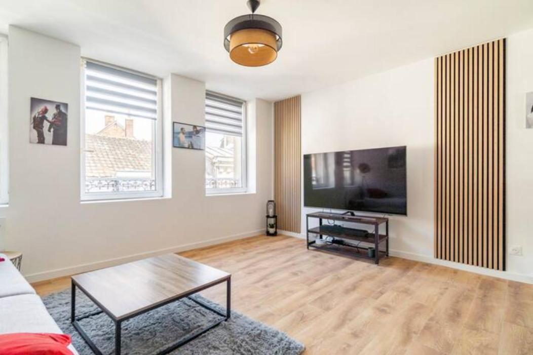 Apartamento Voyage En Duplex En Hyper Centre Valenciennes Exterior foto